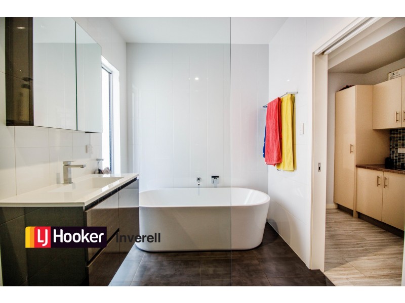 121 Brae Street, Inverell NSW 2360