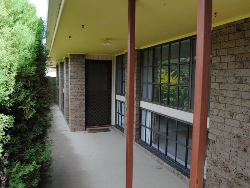 13 Lauder Street, Inverell NSW 2360