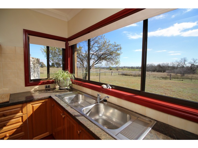 191 Halls Lane, Inverell NSW 2360