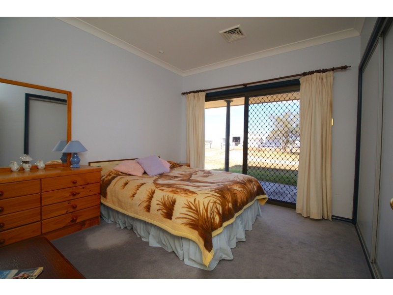 191 Halls Lane, Inverell NSW 2360
