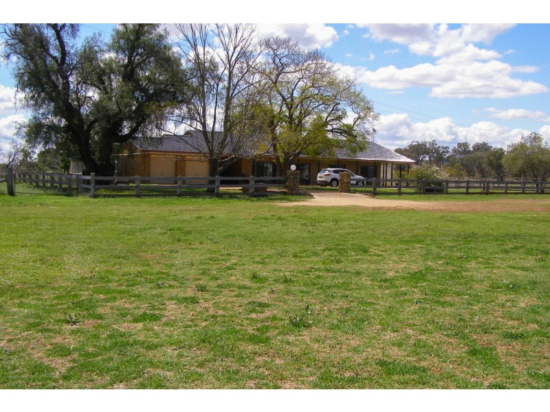 191 Halls Lane, Inverell NSW 2360