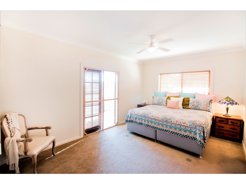 58 Wolbah Close, Inverell NSW 2360
