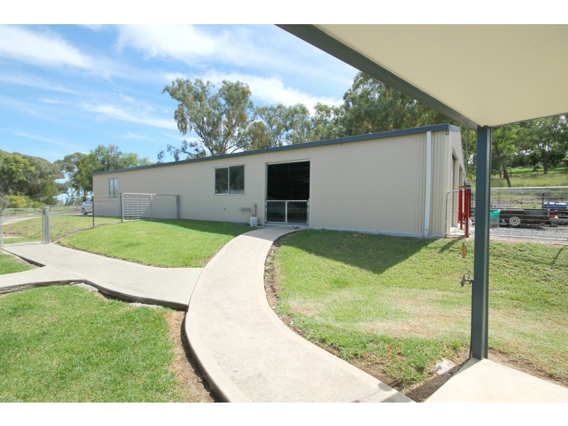 58 Wolbah Close, Inverell NSW 2360