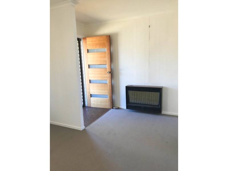 14 Cameron Street, Inverell NSW 2360