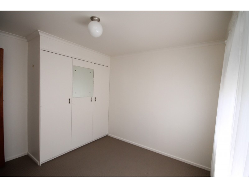 14 Cameron Street, Inverell NSW 2360