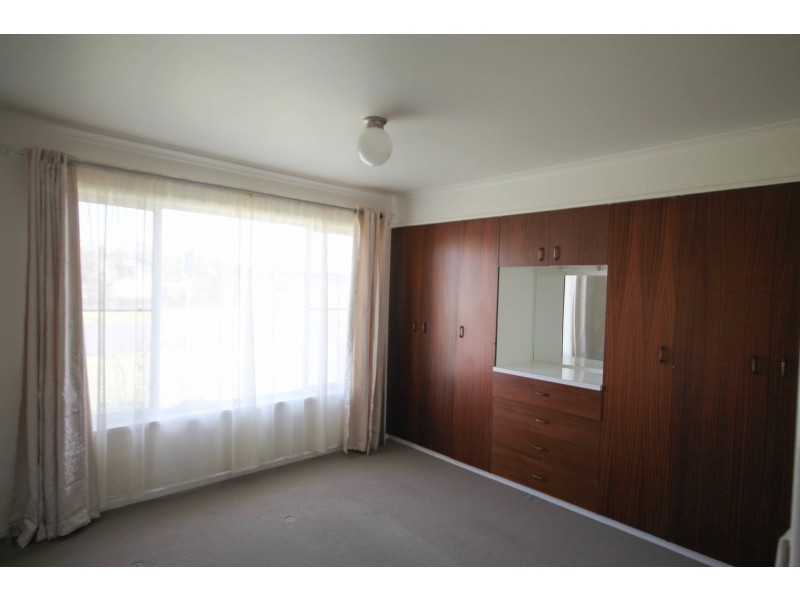14 Cameron Street, Inverell NSW 2360