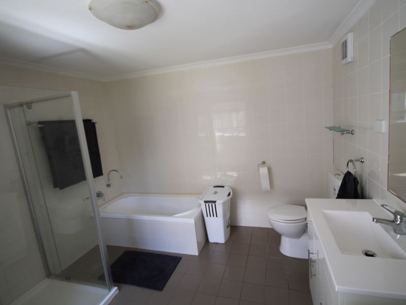 112 Evans Street, Inverell NSW 2360