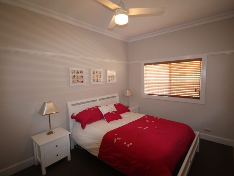 18 Chisholm Street, Inverell NSW 2360