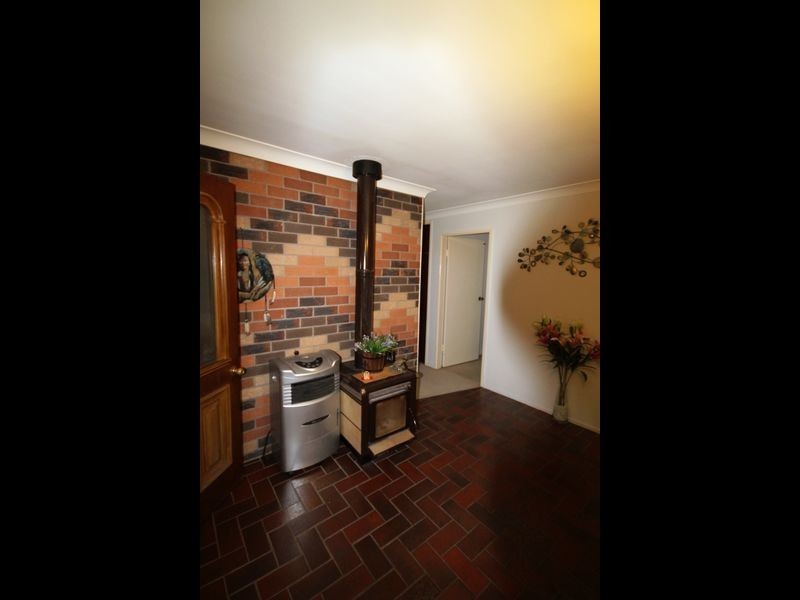 2 Miles Street, Inverell NSW 2360