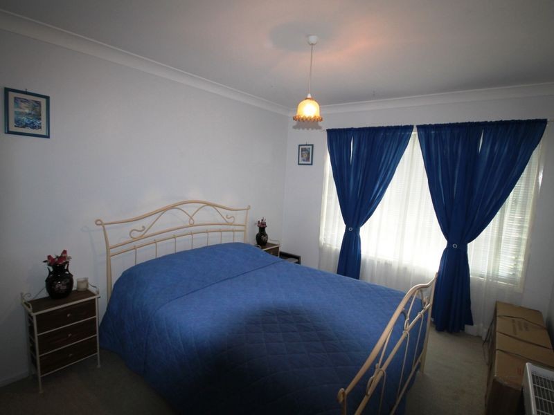 2 Miles Street, Inverell NSW 2360