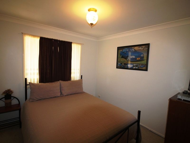 2 Miles Street, Inverell NSW 2360