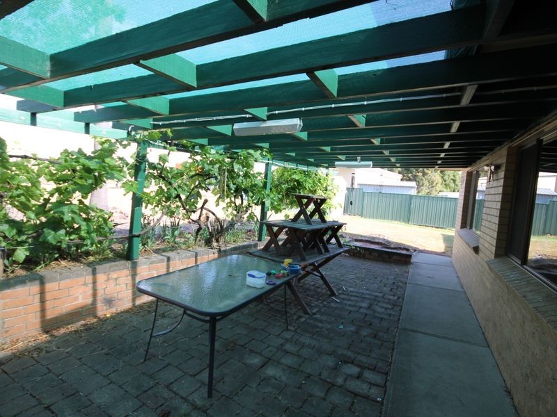 2 Miles Street, Inverell NSW 2360