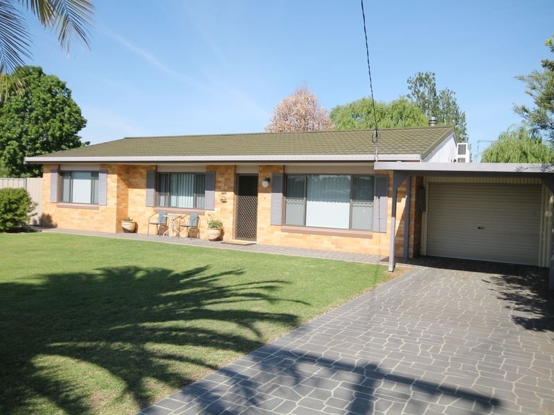 6 Coggan Place, Inverell NSW 2360
