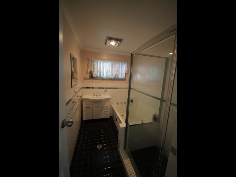 6 Coggan Place, Inverell NSW 2360