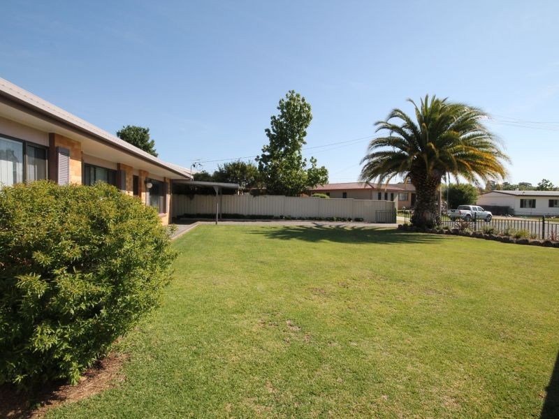 6 Coggan Place, Inverell NSW 2360