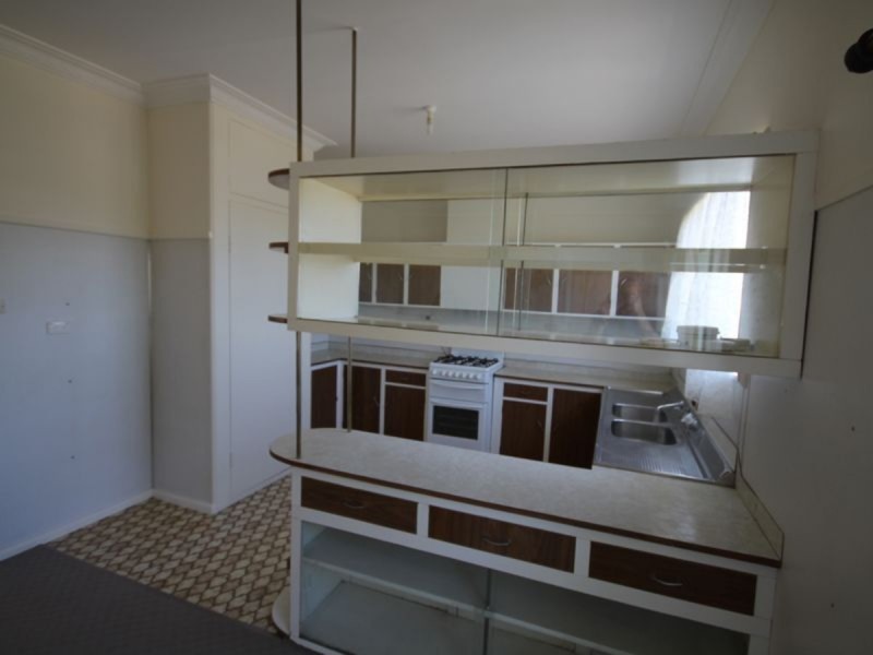 32 Lang Street, Inverell NSW 2360