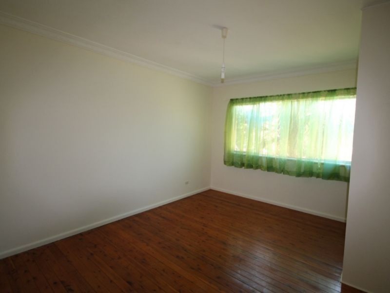 32 Lang Street, Inverell NSW 2360