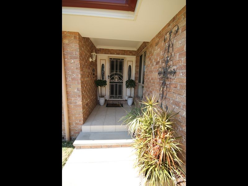 12 Crestview Place, Inverell NSW 2360