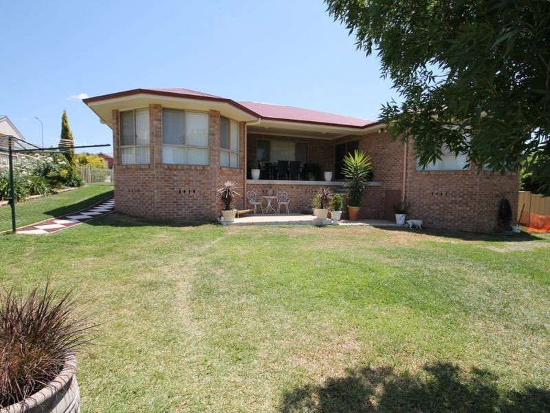 12 Crestview Place, Inverell NSW 2360