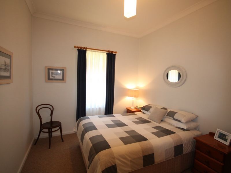 60 George Street, Inverell NSW 2360