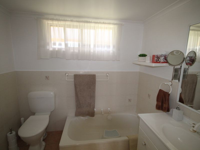 60 George Street, Inverell NSW 2360