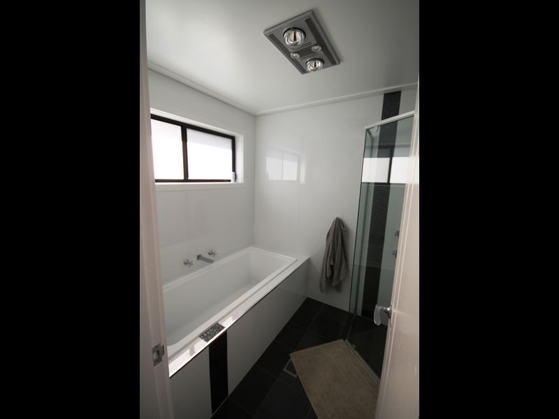 6 Stainfield Drive, Inverell NSW 2360