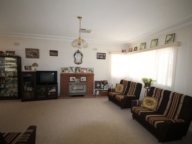 70 Rose Street, Inverell NSW 2360