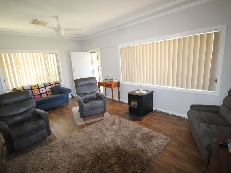 43 Henderson Street, Inverell NSW 2360