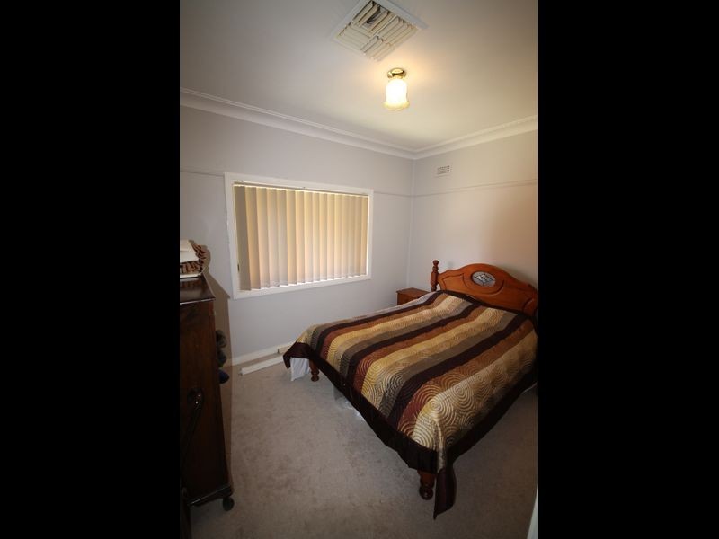 43 Henderson Street, Inverell NSW 2360