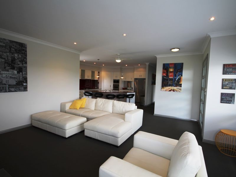 10 Gordon Street, Inverell NSW 2360