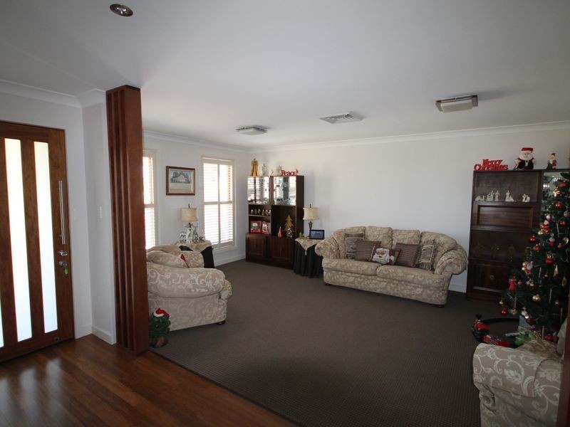 19 Sunnyside Place, Inverell NSW 2360