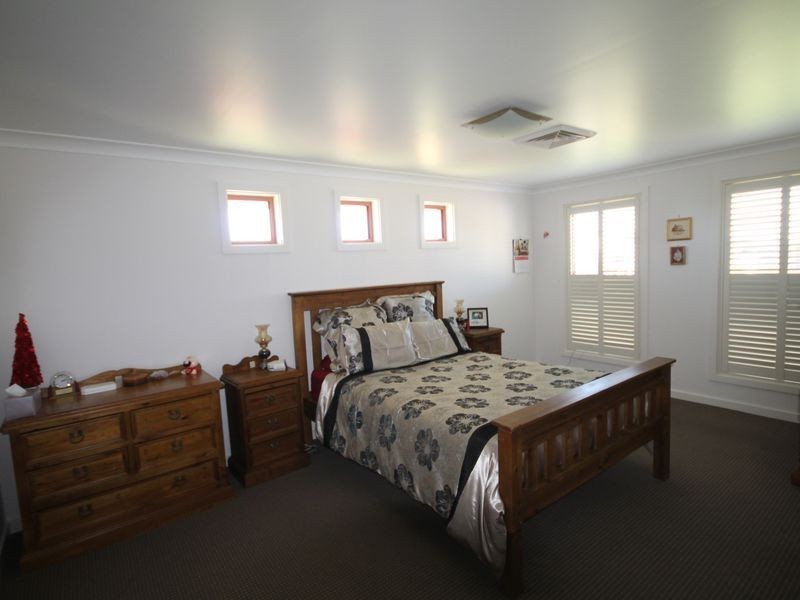 19 Sunnyside Place, Inverell NSW 2360