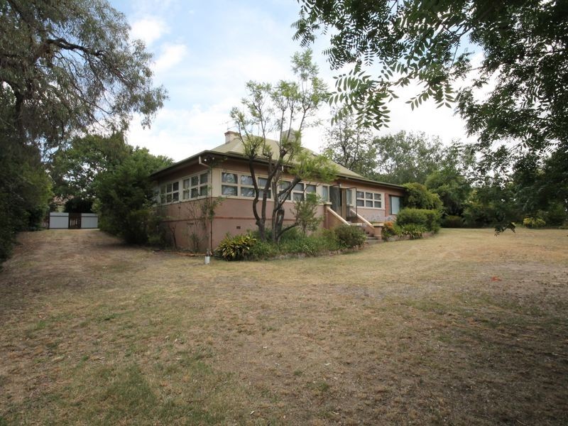 21 Brae Street, Inverell NSW 2360