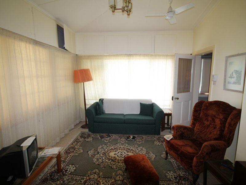 21 Brae Street, Inverell NSW 2360