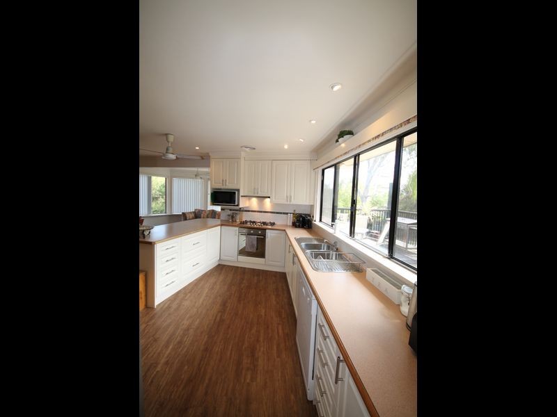 7 Vernon Street, Inverell NSW 2360