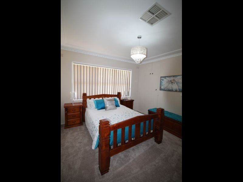 12 Mulligan Street, Inverell NSW 2360