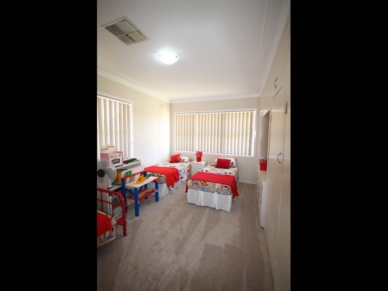 12 Mulligan Street, Inverell NSW 2360