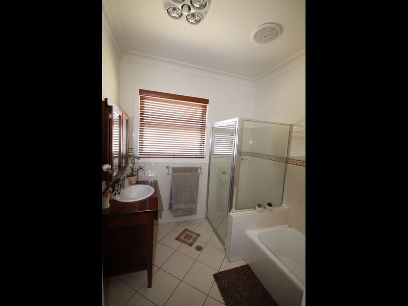 12 Mulligan Street, Inverell NSW 2360