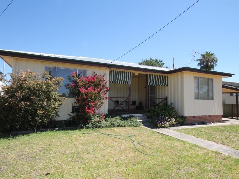 90 Warialda RD, Inverell NSW 2360