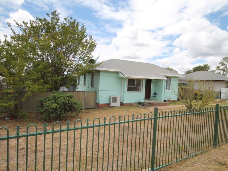 17 Gilchrist Street, Inverell NSW 2360