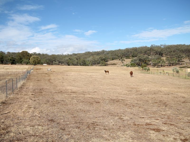 142 Roscrae Lane, Inverell NSW 2360