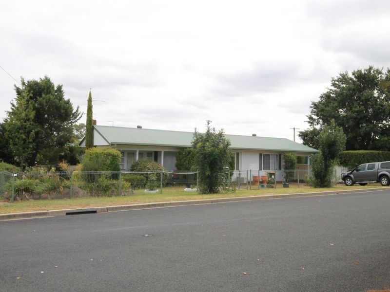 31 Rose Street, Inverell NSW 2360