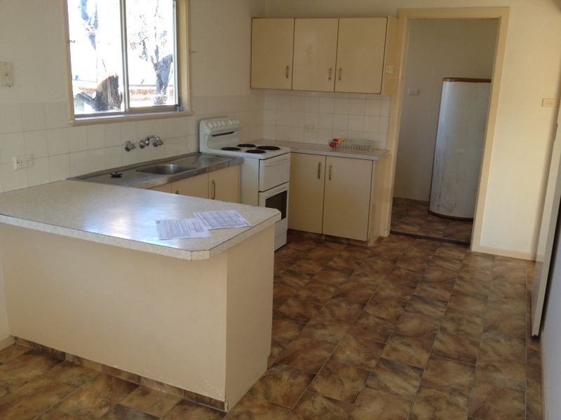 19 Moore Street, Inverell NSW 2360