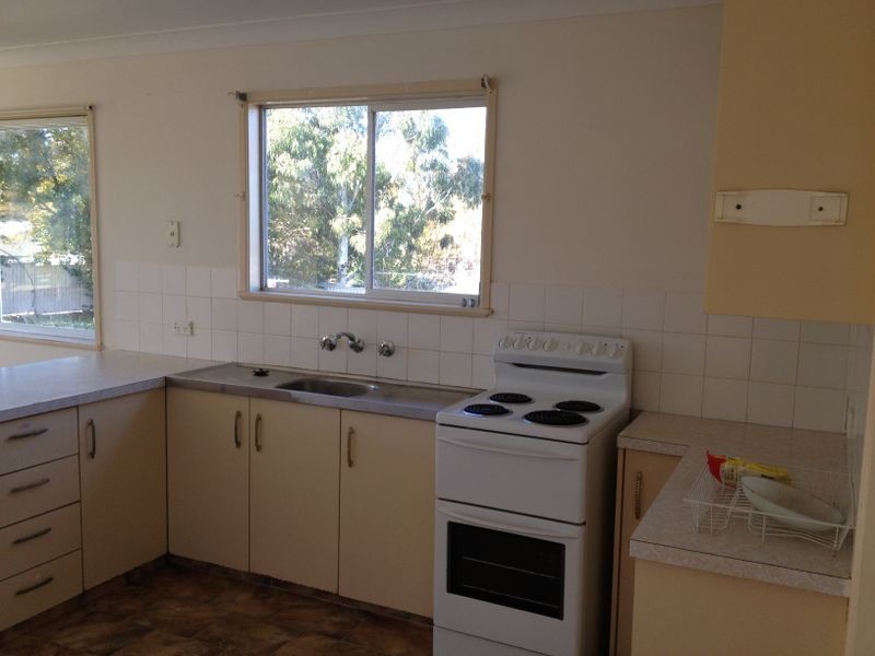 19 Moore Street, Inverell NSW 2360