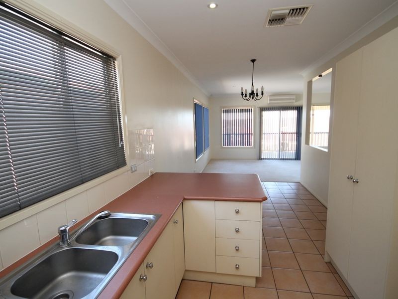 28 Gordon Street, Inverell NSW 2360