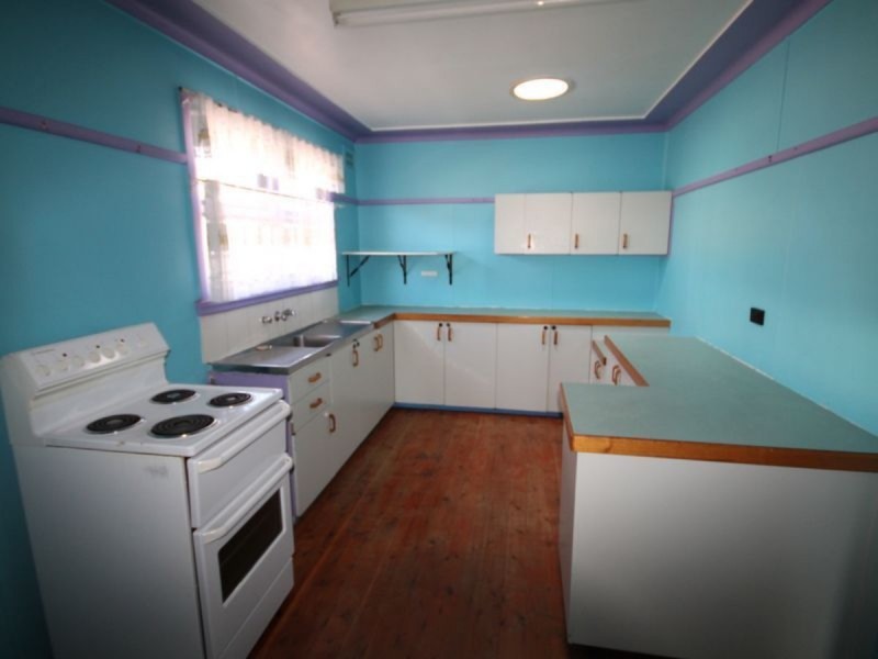 31 Swan Street, Inverell NSW 2360