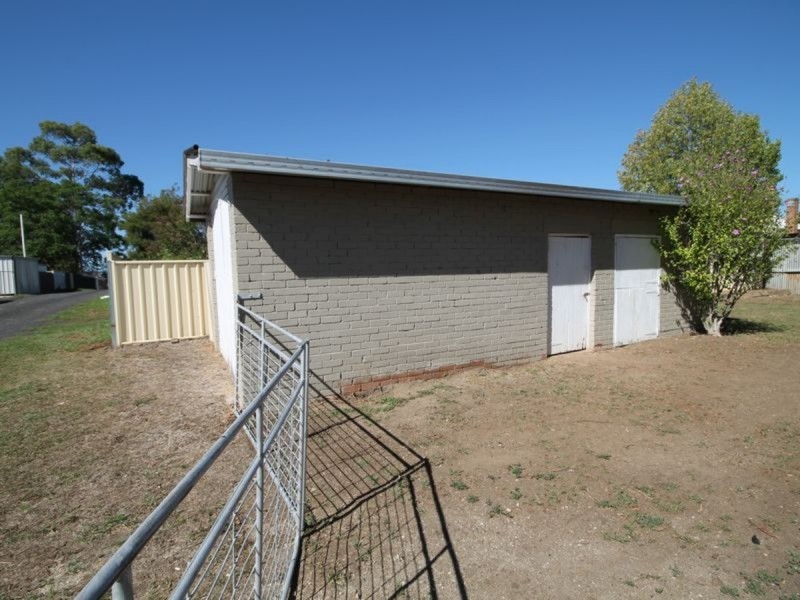 31 Swan Street, Inverell NSW 2360