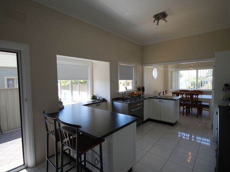 68 George Street, Inverell NSW 2360