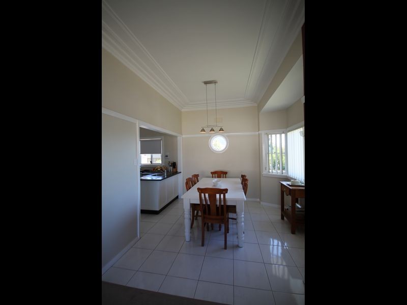 68 George Street, Inverell NSW 2360