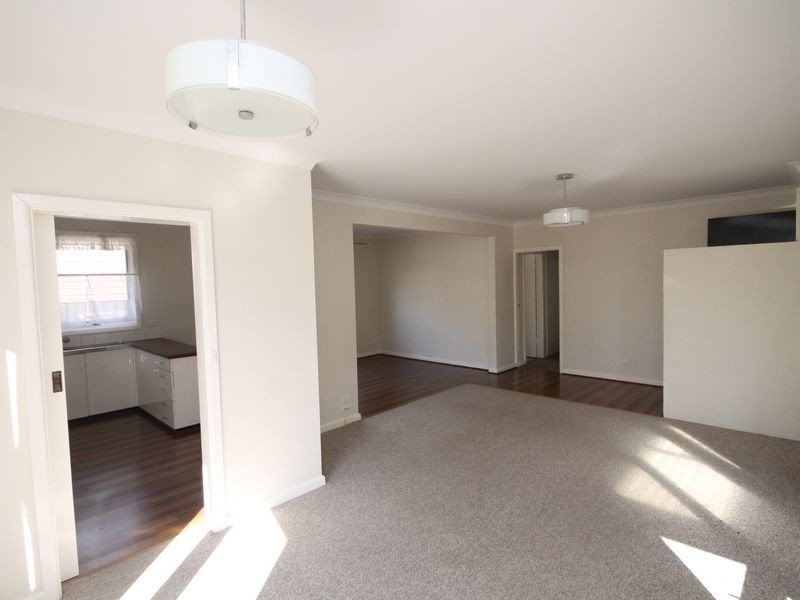 61 Brae Street, Inverell NSW 2360